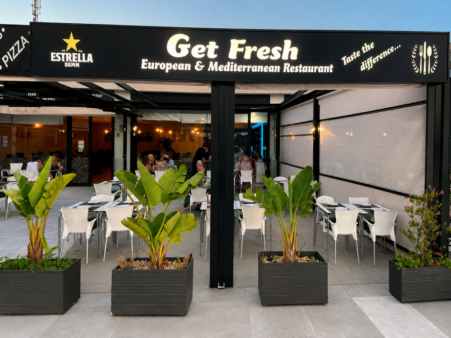GET FRESH restaurant storefront in Orihuela Costa